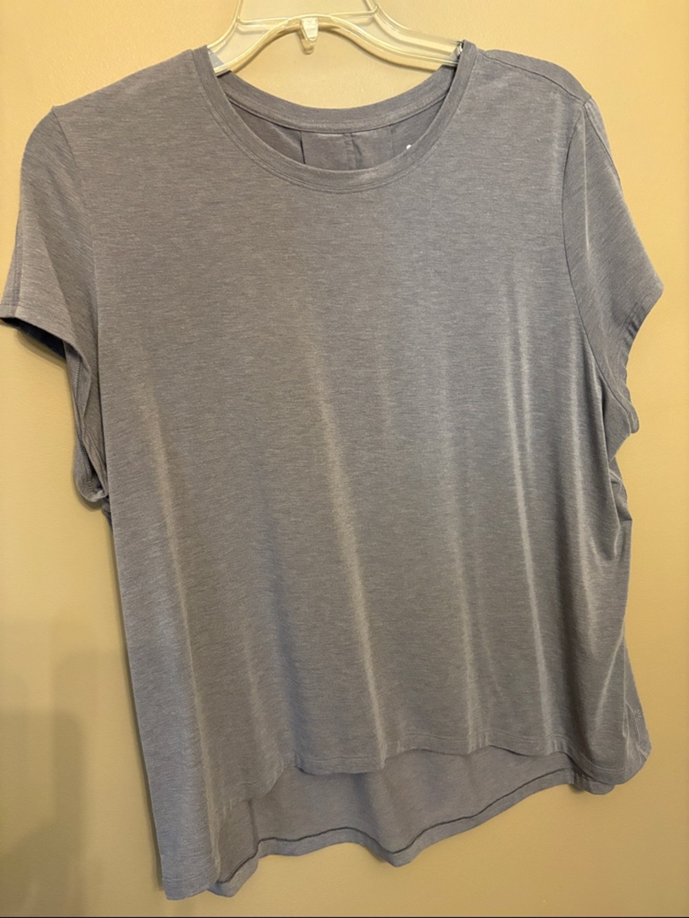 Athleta With Ease TEE, L